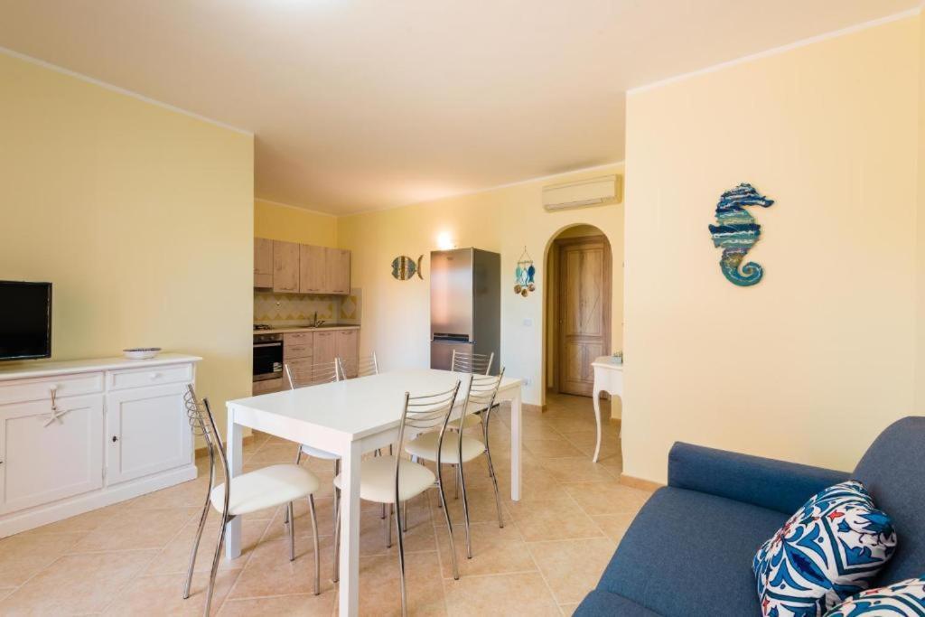 Villa Le Perle Di Golfo Aranci Extérieur photo