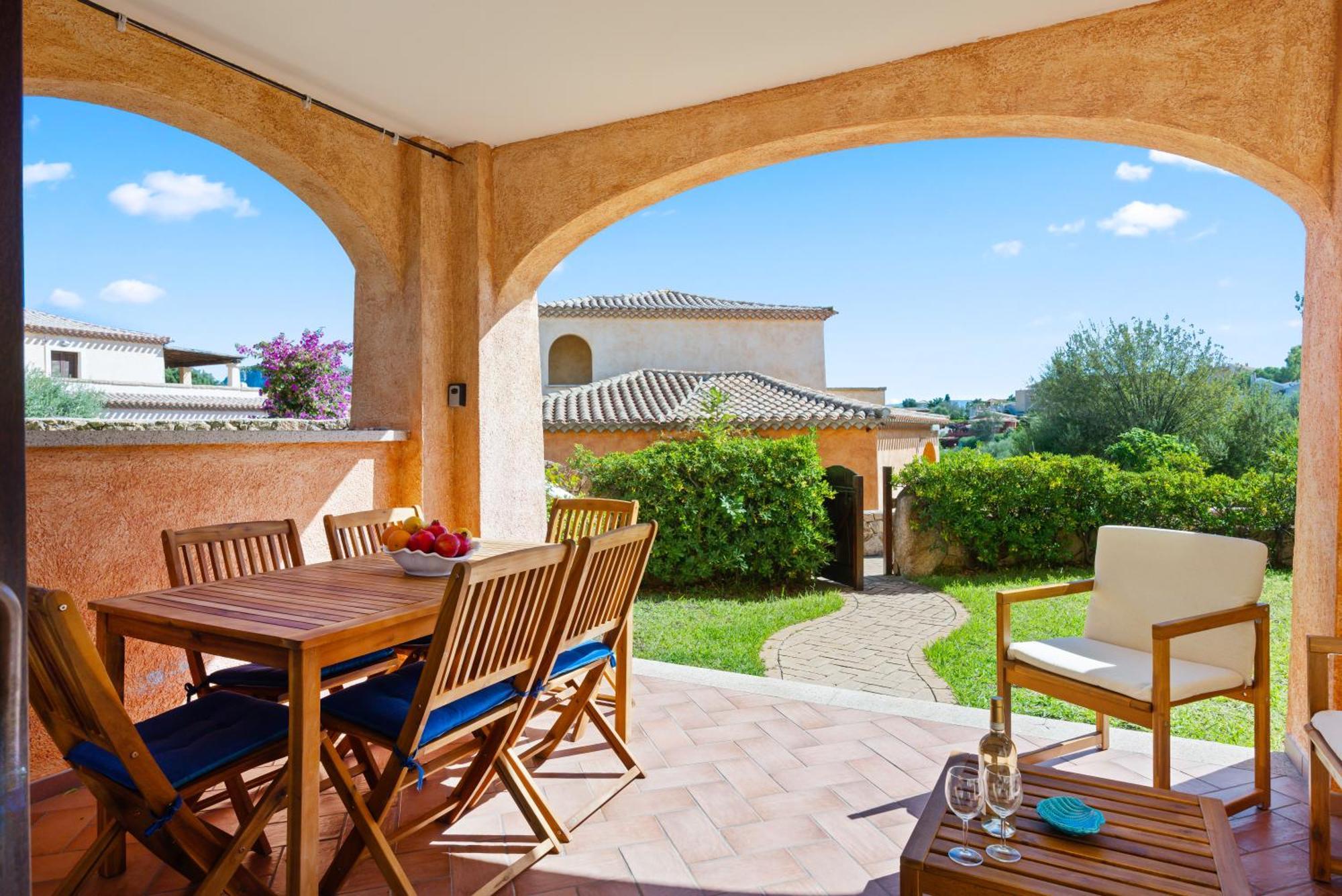 Villa Le Perle Di Golfo Aranci Extérieur photo