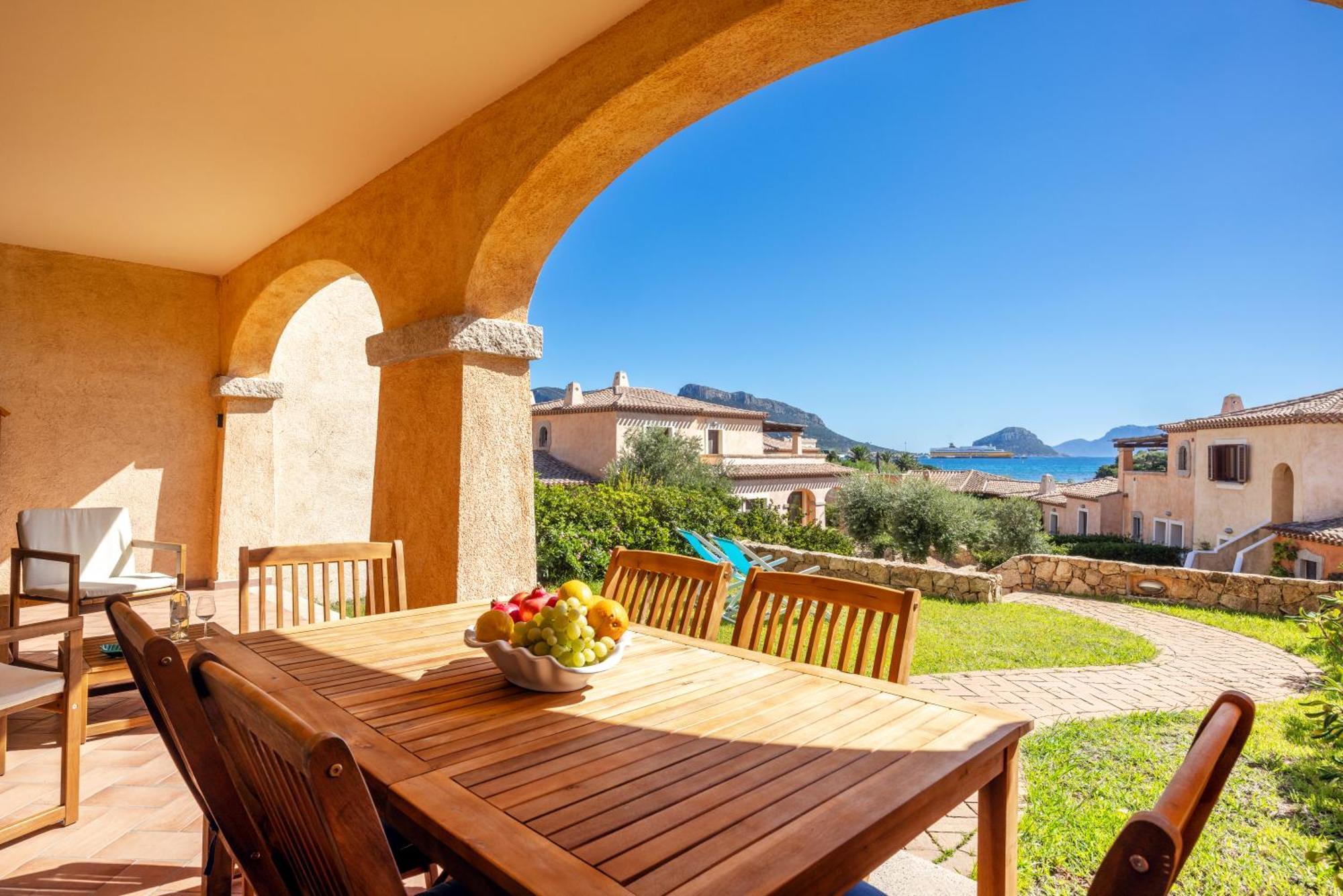 Villa Le Perle Di Golfo Aranci Extérieur photo